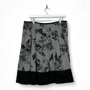 Talbots Gray and Black Midi A-Line Skirt‎